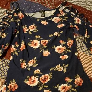Women's flower top